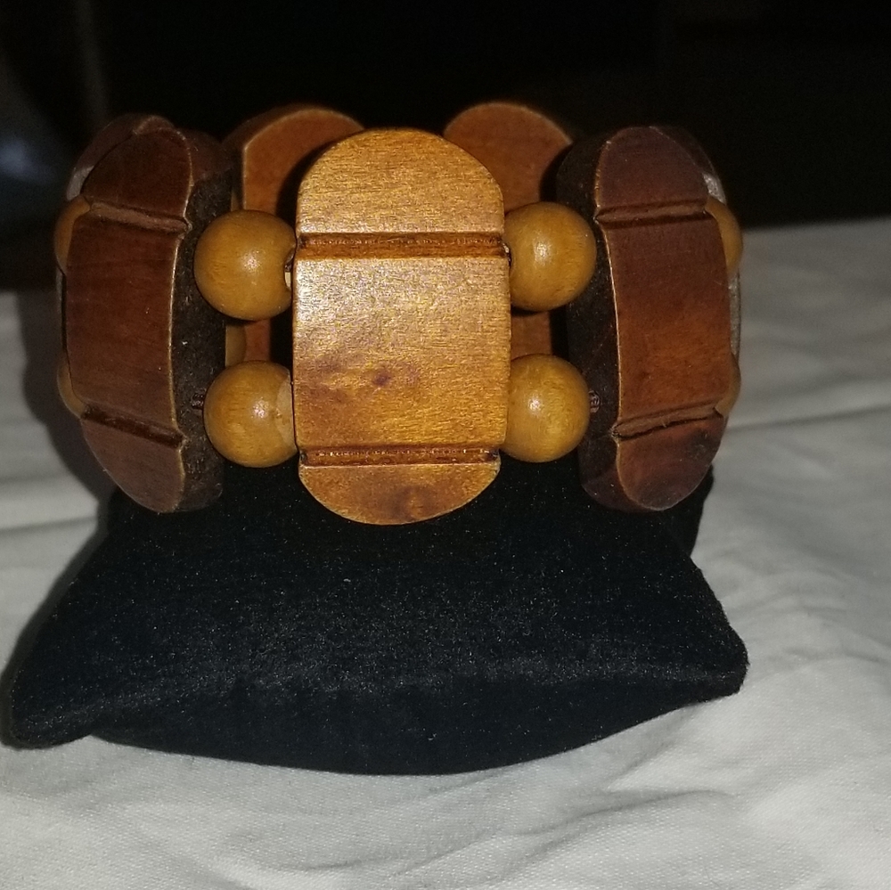 🌻 Wood Bracelet